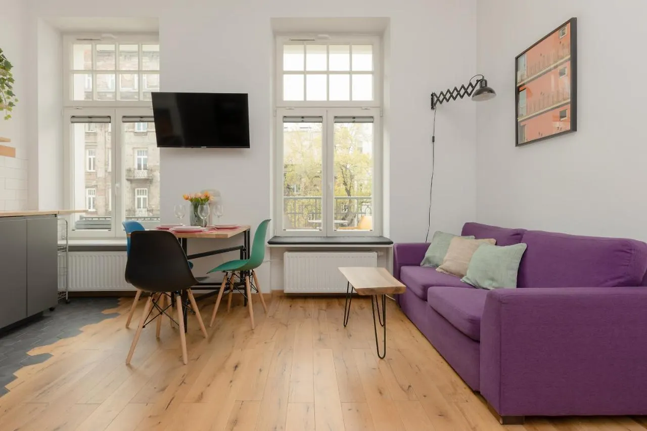 Apartment With Balcony Warsaw'S Praga By Noclegi Renters Warschau